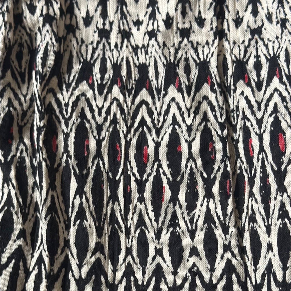 Bohemian Maxi Dress with Red Accents - Picture 9 of 11